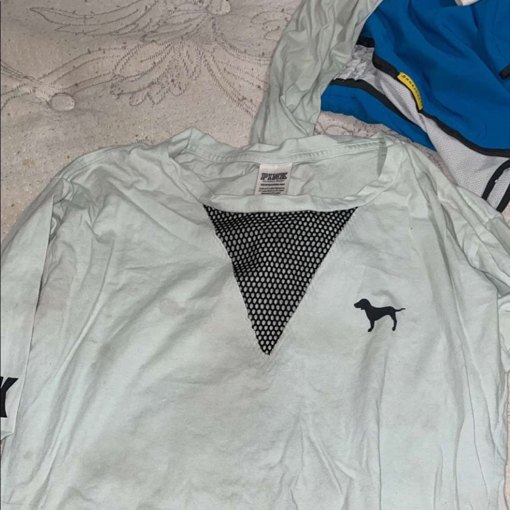 Size XS Victoria secret shirt - Picture 1 of 1